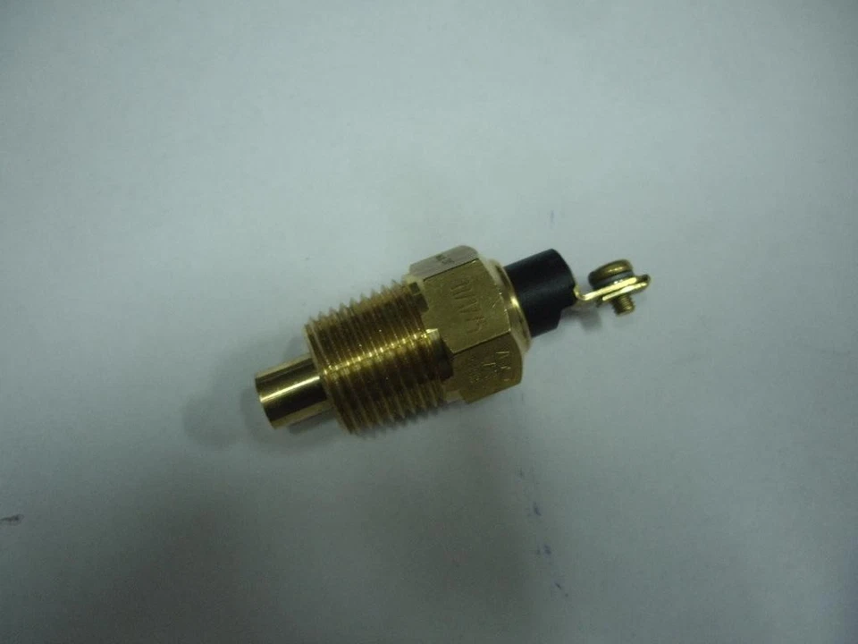 VDO 11/17/5 Temperature Sensor 1 Piece - Image 1 of 1
