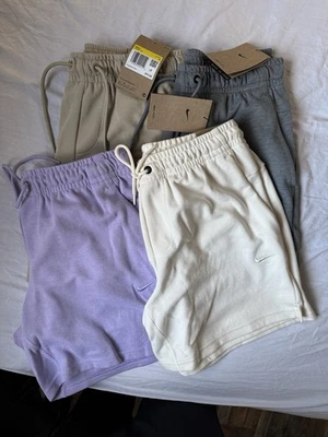 Lot Of 4 Mens Brand New Nike Primary Fleece Shorts Size Small With Tags - Image 1 of 4