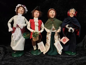 Set of 4 Byers' Choice Williamsburg Christmas Colonial Style Carolers READ - Picture 1 of 24