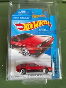  '81 Delorean DMC-12 ~ RED Speed Team 2014 HW CITY #33 Hot Wheels 1:64  - Bild 1 von 1
