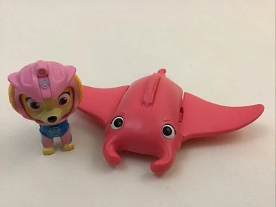 Figuras de acción Paw Patrol Aqua Pups Skye y Manta Ray Spin Master Foto 1 de 4