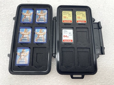 LOT OF 8 KINGSTON SANDISK EXTREME 32 64gb SD CARDS PELICAN WATER RESISTANT CASE - Image 1 of 4