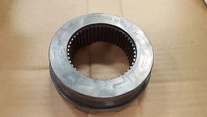 MACK TRANSMISSION GEAR CLUTCH 3020-01-548-5535 CP2B4L - Picture 1 of 2
