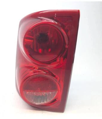 2005 - 2011 道奇 Dakota 左司机尾灯组件 原始设备制造商 55077605AD — 第 1/4 张图片