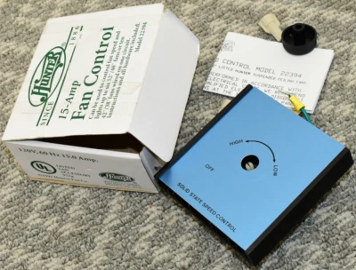猎人风扇 - 配件 - 15 安培多速风扇壁控 - 开箱 — 第 1/4 张图片