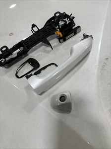Toyota Outer Outside Door Handle For 2015-2020 Toyota Highlander Oem💰 - Picture 1 of 6