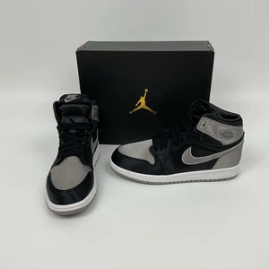 Jordan 1 Retro Alto OG 3Y Negro Medio Gris Blanco Sombra Juvenil GS Tenis Nuevas - Imagen 1 de 15