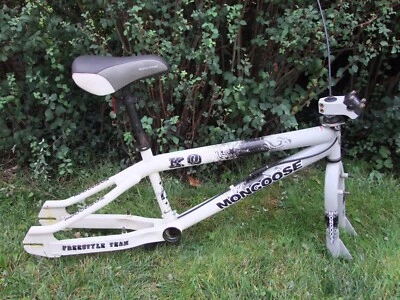 2009 Mongoose Freestyle Team BMX Bicycle Frame W/Fork, Stem & Seat 3/8" dropouts - Image 1 of 4