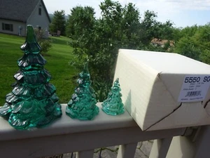 3 Fenton Green Pine Tree Art Glass Holiday Christmas Trees 5550 In Box - Picture 1 of 6