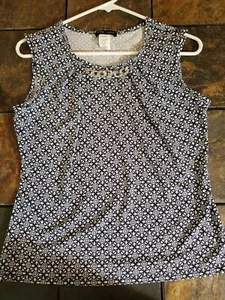 Damen Bluse Gr. S zierlich dunkelblau-weiß hübscher Druck Karriere ärmellos - Bild 1 von 7