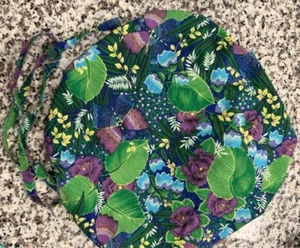 SCRUB CAP HAT NEW WITH DRAW STRINGS  GREEN FLOWERS - Picture 1 of 1