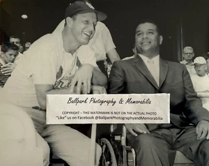 Foto 8x10 Stan Musial St. Louis Cardinals Roy Campanella Brooklyn Dodgers - Foto 1 di 1