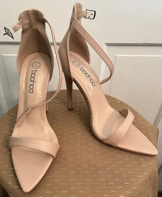Tacones Boohoo Nude con tiras - Talla 7 Foto 1 de 4