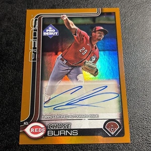 Topps Pro Debut 2025 Cromo Chase Burns Naranja Refractor Automático/25 Rojos - Imagen 1 de 4