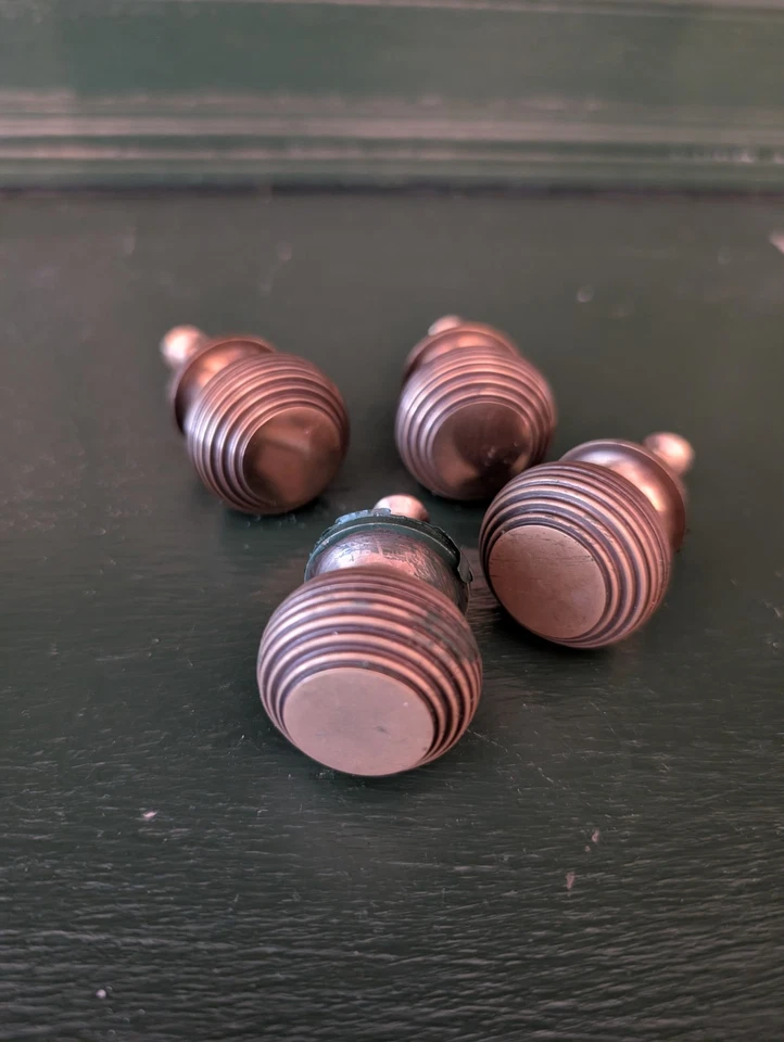 Polished Antique Brass Beehive Cabinet Knob Small Willow & Stone x4 - Image 1 of 3