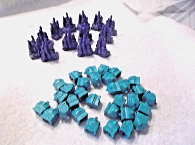 Monopoly Edición Disney 2001 Repuestos 31 Cabañas y 13 Castillos Foto 1 de 4