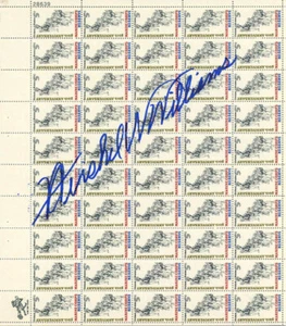 HERSHEL WILLIAMS SIGNED USPS #1315 MARINE CORPS RESERVE STAMP SHEET BECKETT BAS - Picture 1 of 2
