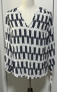 Pendleton Women’s plus Size Blouse Top Shirt Blue white 1X Pull Over V Neck NEW - Picture 1 of 7