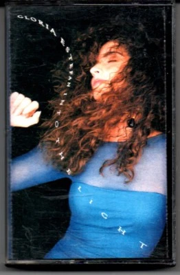 GLORIA ESTEFAN-INTO THE LIGHT-CASSETTE-1991 EPIC ET 46988  - Image 1 of 2