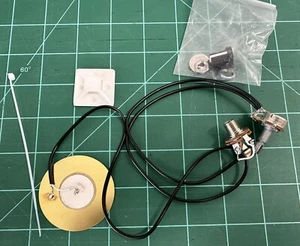 Micrófono transductor pasivo acústico con conector de 1/4”, vol. Olla, 2 opciones de montaje - Imagen 1 de 1