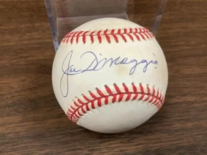 Joe DiMaggio Autographed OAL Baseball - Picture 1 of 3