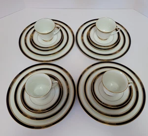 4 Noritake Legacy Lake Worth #3699 bordo cobalto/oro 5 pezzi Impostazioni di posto 20 pezzi - Foto 1 di 4