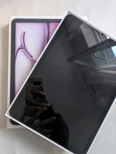 Apple iPad Air 11" (6. Generation, 2024) M2 Chip, 128GB, Wi-Fi - Bild 1 von 6