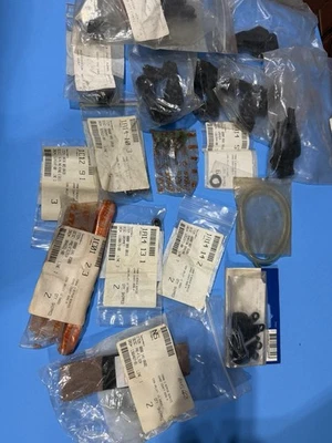 Motosierra STIHL Nuevo Antiguo Stock Piezas Lote 1 Cubo 65 Foto 1 de 4