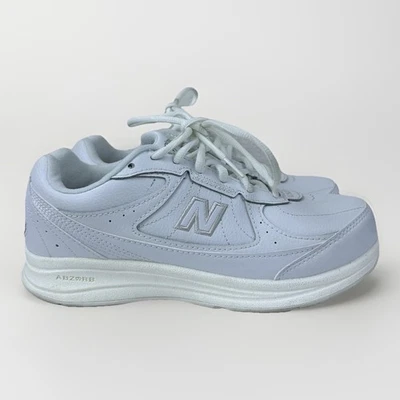 New Balance 577 女式 7 码 2E 运动鞋 白色 WW577WT 步行缓冲 — 第 1/4 张图片