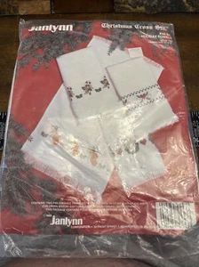 Vintage 1988 Janlynn Christmas Cross Stitch Kit #50-943 Holiday Towels Set Of 2 - Picture 1 of 3