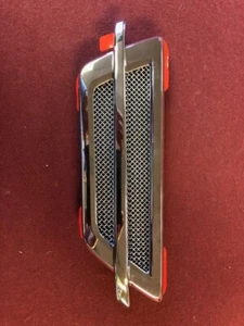 Cadillac STS-V 2008 2009 OEM FÁBRICA RH CROMO MALLA VENTILACIÓN 25892844 - Imagen 1 de 3