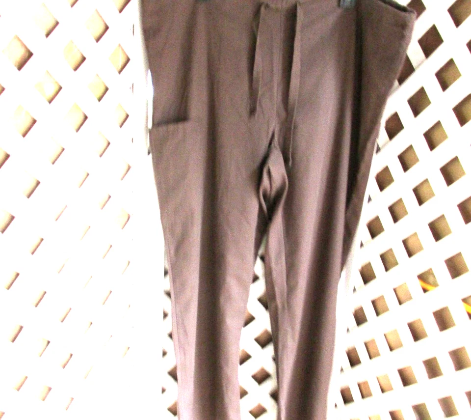 Pantalones Médicos Uniform Advantage Marrón Chocolate Medianos Foto 1 de 3
