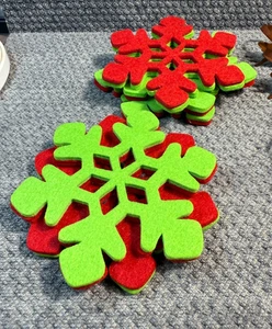 Weihnachten Filz Untersetzer Schneeflocke Schreibtisch Dekoration Rot und Grün 5er Set - Bild 1 von 5