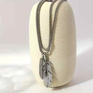Boho 925 Sterling Silver Eagle Hawk Falcon Feather New Fashion Pendant Necklace - Picture 1 of 10