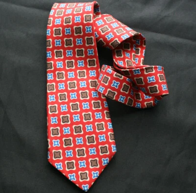 Corbata de seda roja con estampado de foulard azul y marrón KITON Foto 1 de 3