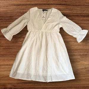 NWT Medium Schiffli Lace Sassafra White A-Line Dress - Picture 1 of 15