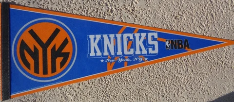 NBA New York Knicks  Team Pennant Cover