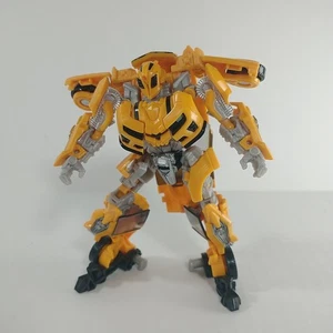 Modellino Transformers Studio Hasbro Takara TOMY Series Deluxe Class Bumblebee #49 - Foto 1 di 15