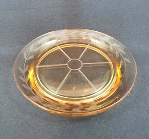 Fostoria Glass Coasters Set of 4 in Pink - Engraved Wreath - 4 inches - Picture 1 of 3