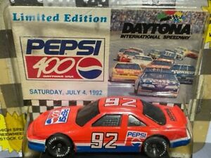 RACING CHAMPIONS 1992 NASCAR #92 Pontiac PEPSI 400 Daytona July 4th, 1/64 NIB