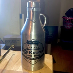 Kegco The Grizzly - 32 Unzen doppelwandiger Edelstahl Flip Top Bier Growler - Bild 1 von 18
