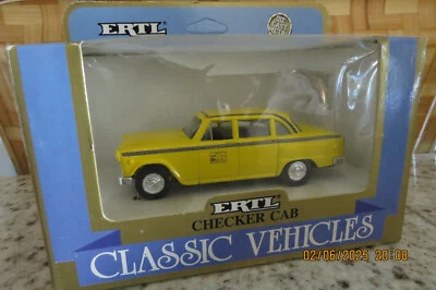 ERTL 1/43 : CHECKER Taxi en boîte d'origine - Photo 1/4