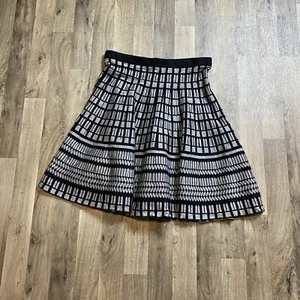 Carmen Marc Valvo Knit Skirt Size Large Geometric - Picture 1 of 5
