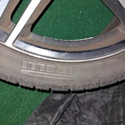 Mercedes Benz Winter Komplett Räder gebraucht 255/35 R19 96 V - Bild 1 von 4