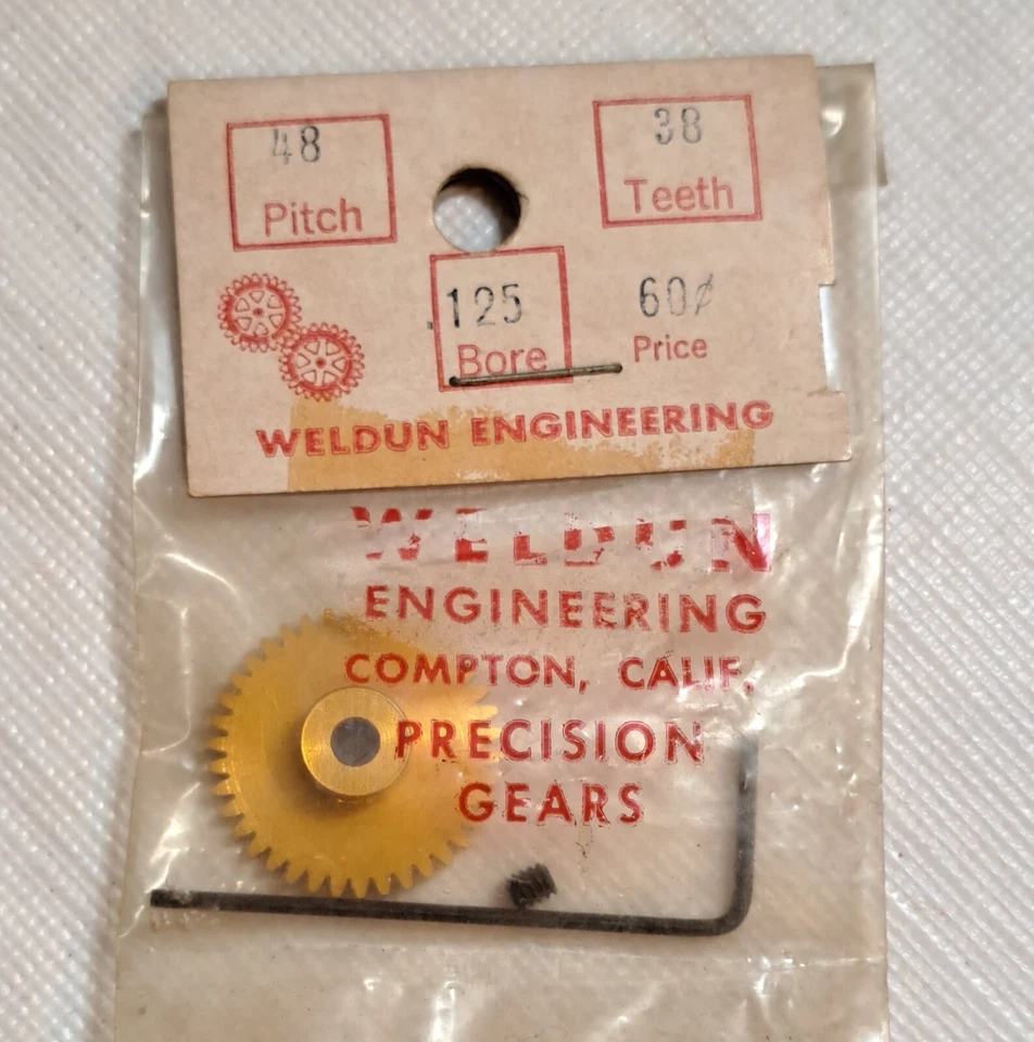 Винтажная трассовая автомодель Weldun Engineering диаметр отверстия 0,125 дюйма коронная передача 38 зубьев шаг 48 новая из старых запасов - Изображение 1 из 1