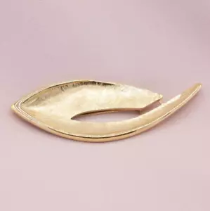 Vintage Trifari MCM Abstract Design Gold Brooch - Gift Idea - Picture 1 of 12