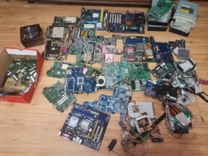 Computers, Laptops Components Job Lot, Motherboards, Memory and many others. - Picture 1 of 7