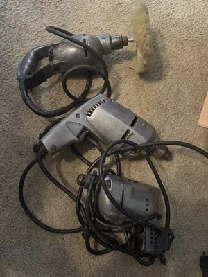 3 taladros eléctricos antiguos (Cummins, Sentry, Black & Decker) Foto 1 de 4