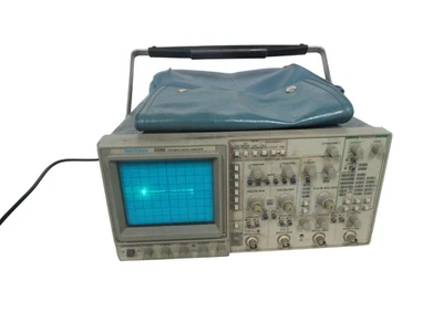 Osciloscopio Tektronix 2246 100 MHz - Envío Gratis Foto 1 de 3