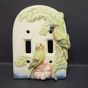 Takahashi 3-D Parrots Floral Foliage Ceramic Double Light Switch Plate - Bild 1 von 3